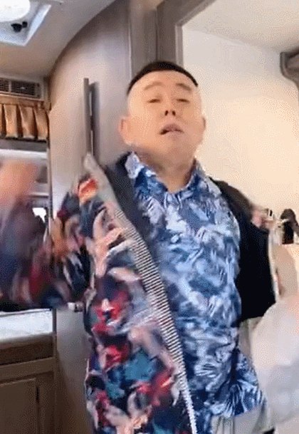 潘長江骨折跳無價(jià)之姐上熱搜了