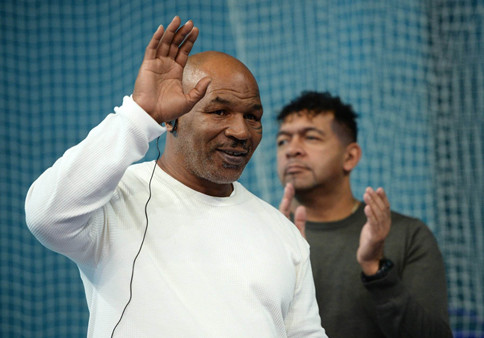 《葉問3》一場(chǎng)打戲，沒想到泰森卻因此而導(dǎo)致手指骨折